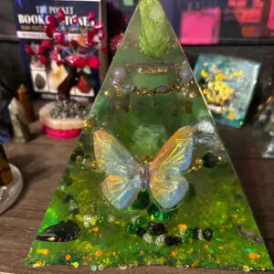Wings of Transformation – Orgonite Pyramid for Renewal, Courage & Heart Awakening